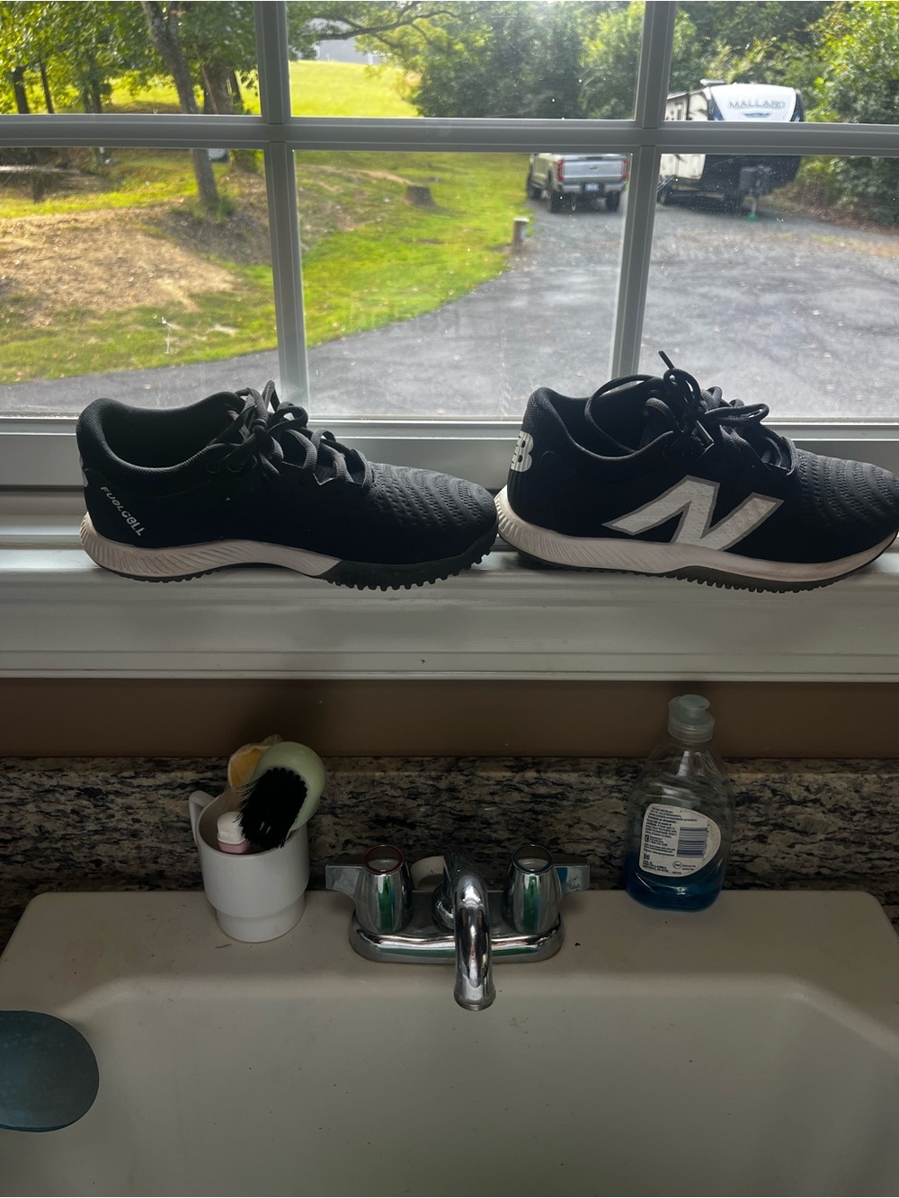 New Balance Men's Black Baseball Turf Cleats Fuel Cell